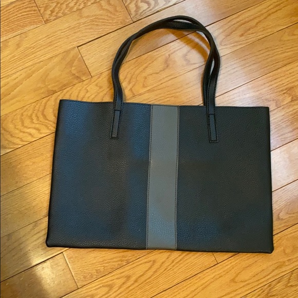 Vince Camuto Tote - Picture 1 of 3